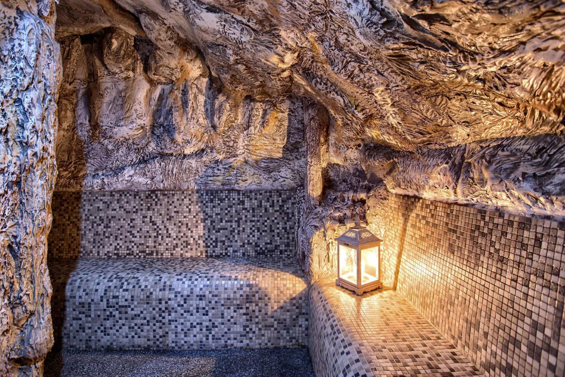 Penzion Zbojnicky Halas Tisovec Экстерьер фото