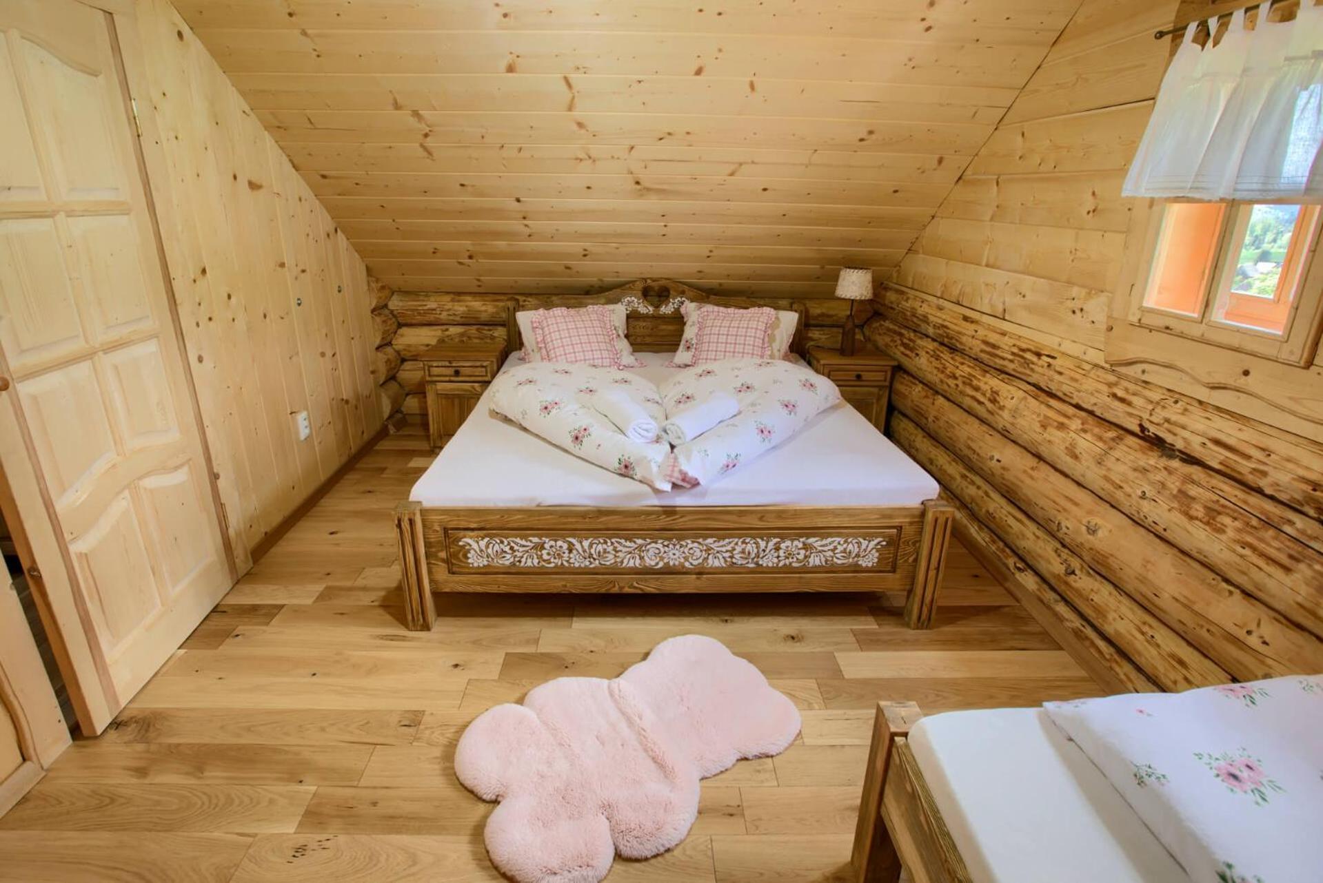 Penzion Zbojnicky Halas Tisovec Экстерьер фото